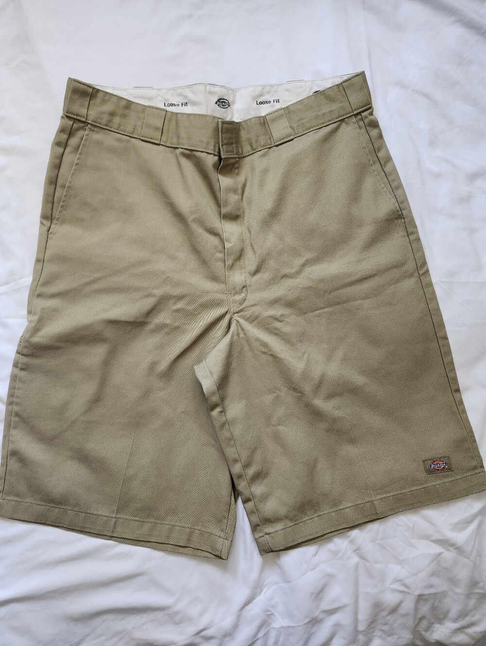 Dickies Men's Relaxed Fit Khaki Shorts  Pants